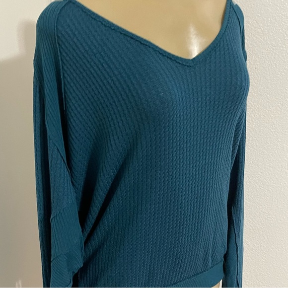 Free People Santa Clara thermal waffle teal wide neck sweater top L - Picture 5 of 9